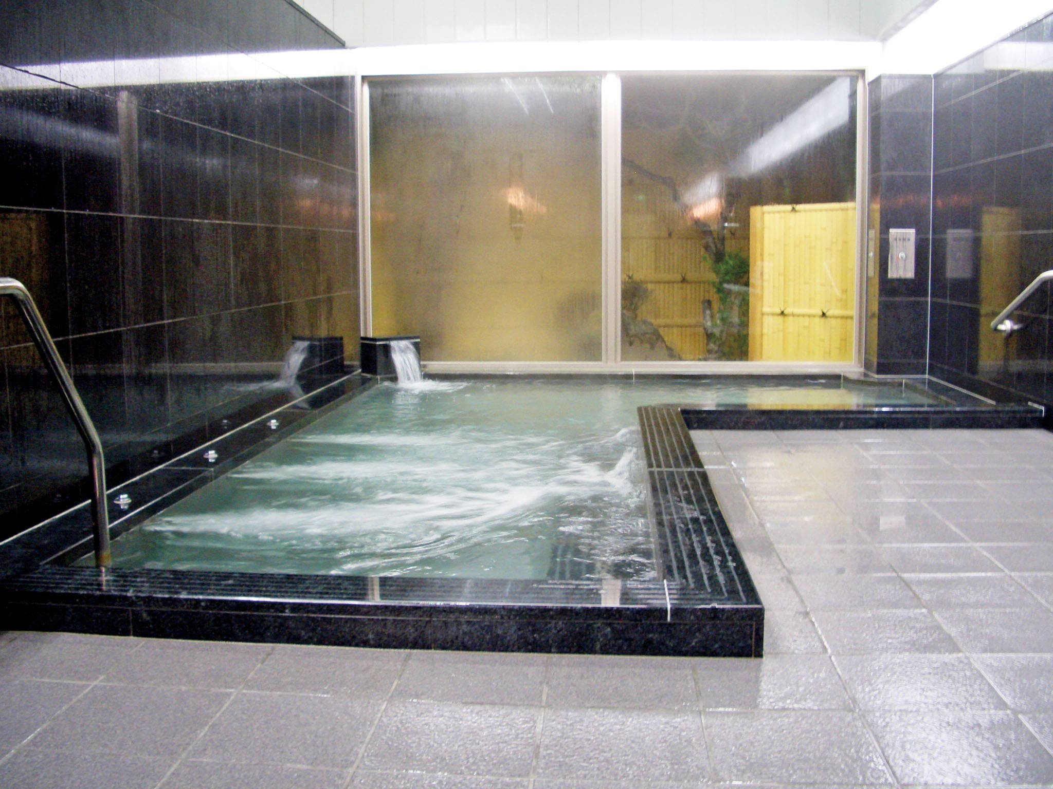 薬王寺温泉 醫王の湯